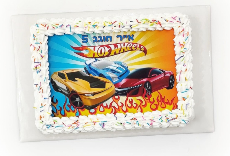 עוגת גן מכוניות HOT WHEELS